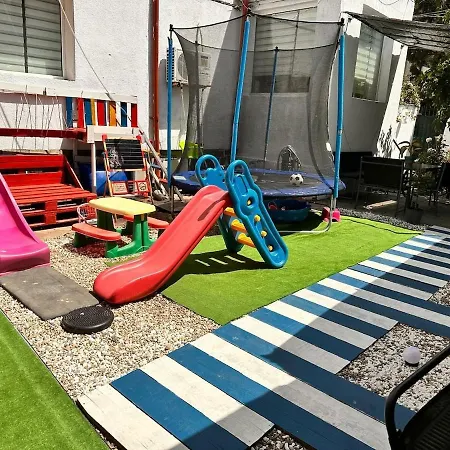 Baby Friendly 3-bedrooms By The Sea *